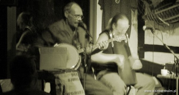 Koncert Siggi Bjorn w wędzarni w Ostre Somarken