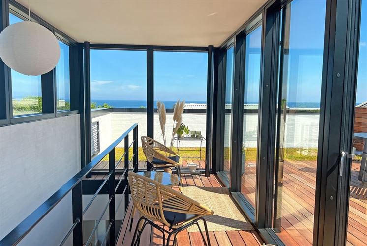 Apartament w Sandkås z tarasem na dachu