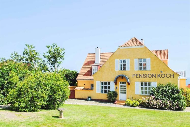 Pension Koch - apartament z widokiem na morze w Gudhjem