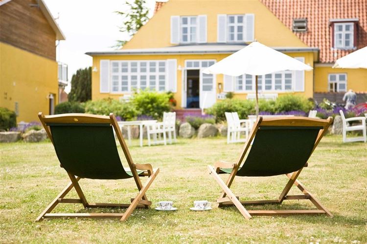 Pension Koch - apartament z widokiem na morze w Gudhjem