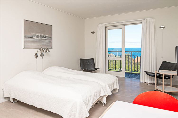 Pension Koch - apartament z widokiem na morze w Gudhjem