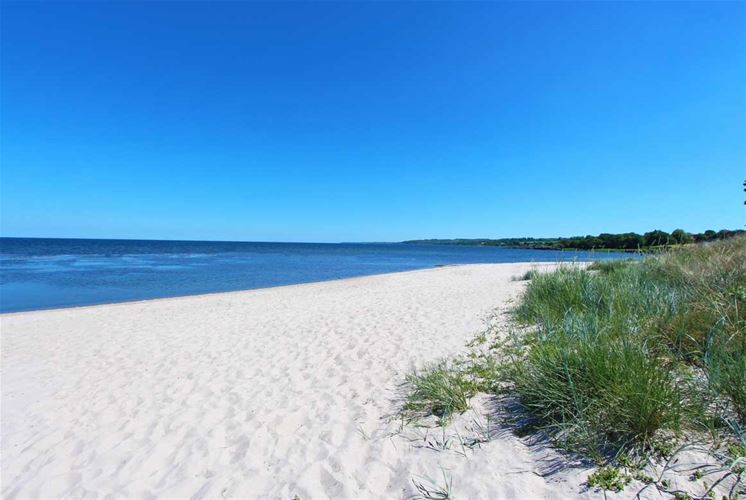 Pension Koch - apartament z widokiem na morze w Gudhjem